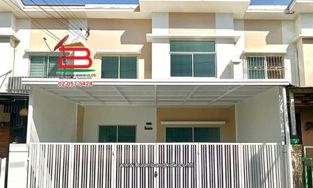 ขายทาวน์เฮาส์ - ทาวน์เฮาส์ โครงการ โนโววิลล์ ลำลูกกาคลอง 3 เนื้อที่ 20.2 ตรว. ซอยเลียบคลอง 3 ถนนลำลูกกา ตำบลลาดสวาย อำเภอลำลูกกา จังหวัดปทุมธานี