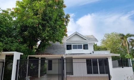 ให้เช่าบ้าน - ให้เช่า บ้านเดี่ยว โครงการ สัมมากร ซอยรามคำแหง 112 เฟอร์นิเจอร์ครบ พร้อมอยู่ ราคา 27,000 บาท/เดือน