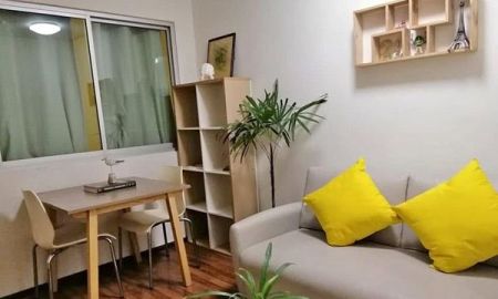 ให้เช่าคอนโด - ให้เช่า คอนโด ยู รัชโยธิน ห้องริม วิวสระน้ำ ชั้น 8 บนสุด เฟอร์พร้อมอยู่