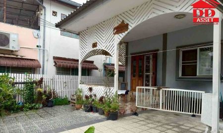 ขายบ้าน - ขายบ้านเดี่ยวคูเมือง ในตัวเมืองเชียงใหม่ ใกล้สนามบินเชียงใหม่