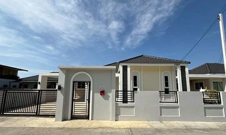 ขายบ้าน - ขายบ้านสร้างใหม่ สวย มีสไตล์ ใกล้ตลาดท่ารั้ว . (บ้านป่าเสร้าหลวง) สันปูเลย ดอยสะเก็ด