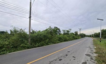 ขายที่ดิน - ขายที่ดิน 7 ไร่ ใกล้แหล่งท่องเที่ยวตลาดทุ่งบัวแดง ตำบลดอนตูม อำเภอบางเลน นครปฐม