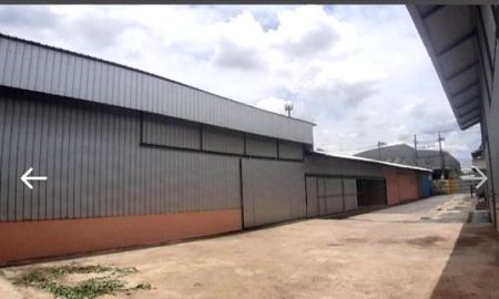 ให้เช่าโรงงาน / โกดัง - โกดังให้เช่ากรุงเทพกรีฑา ทำเลทอง 330 ตร.ม. 2 ออฟฟิช 2 ห้องน้ำ พร้อมให้เช่าในวันที่ 01 ก.พ. 2569 ราคา45,000 บาท / เดือน