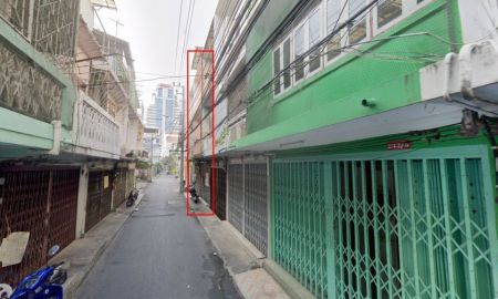 ขายอาคารพาณิชย์ / สำนักงาน - ตึกแถว3ชั้น ค้าขาย ซื้อให้เช่าทำสำนักงาน ห่างBTSช่องนนทรี1.5กม. ออกถนนมหาเศรษฐ์150เมตร หรือออกถ.สุริวงค์ ถ.เจริญกรุง ถ.สี่พระยา 500เมตรขึ้นทางด่วน