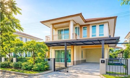 ให้เช่าบ้าน - ถูกที่สุดใน หมู่บ้านซาฟารี รร.สาธิตพัฒนา500 ม. เตียงนอนครบทุกห้อง ให้เช่าบ้านเดี่ยว 2ชั้น 50ตรว 3นอน 4แอร์ 3น้ำ เฟอร์ครบทั้งหมด