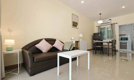 ให้เช่าทาวน์เฮาส์ - ให้เช่าถูกมาก!! ทาวน์โฮม2ชั้น ม.โกลเด้นทาวน์ เชียงใหม่-กาดรวมโชค เฟอร์ครบ ติดรวมโชคมอลล์ โลตัส ใกล้เซ็นทรัล