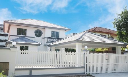 ขายบ้าน - ขายราคาพิเศษ บ้านเดี่ยว 2 ชั้น ม.ชัยพฤกษ์-บุศรินทร์ ขนาด 75.6 ตร.ว. 4 ห้องนอน 2 ห้องน้ำ บ้านสวยหลังใหญ่ ถนนเมน พร้อมเฟอร์ [ลำลูกกา 11-เสมาฟ้าคราม]