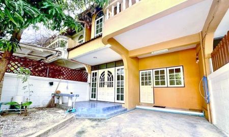 ให้เช่าบ้าน - รามคำแหง18-24 3-4นอน พระราม9 300ม. กรุงเทพกรีฑา ยินดีต้อนรับชาวต่างชาติ ให้เช่าบ้านเดี่ยวใหญ่ 40ตร.ว. 200ตร.ม.2น้ำ ตรงข้าม ม.รามคำแหง