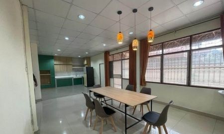 ให้เช่าบ้าน - ให้เช่าบ้านเดี่ยว 2ชั้น ใกล้เดอะมอลล์ท่าพระ ซอยจรัญหนึ่ง ใกล้ MRT ท่าพระ 500 M ใกล้BTSตลาดพลู