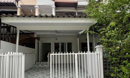 ขายทาวน์เฮาส์ - ขายพร้อมผู้เช่า ทาวน์เฮ้าส์ 3 ชั้น รามคำแหง 78 แยก 2 หมู่บ้านเดชา 2 ซอย2 ทำเลดี เดินทางสะดวก