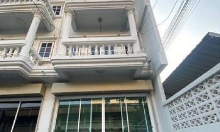 ให้เช่าทาวน์เฮาส์ - ให้เช่าทาวน์โฮม 3 ชั้น 3 ห้องนอน 4 ห้องน้ำ ห้วยขวาง ใกล้ MRT ห้วยขวาง ประมาณ 700 เมตร