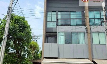 ให้เช่าทาวน์เฮาส์ - ให้เช่าบ้านกลางเมือง พระราม 9 - กรุงเทพกรีฑา บ้านใหม่ หลังมุม ทำเลดีมาก ตกแต่งครบ พร้อมเข้าอยู่ได้ทันที