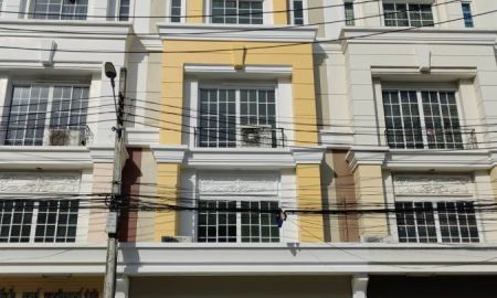 ให้เช่าอาคารพาณิชย์ / สำนักงาน - ให้เช่าโฮมออฟฟิศ 4 ชั้น โครงการพลัสพาร์ค อเวนิว ลาซาล-ศรีนครินทร์ ใกล้ BTSแบริ่ง และMRTศรีลาซาล