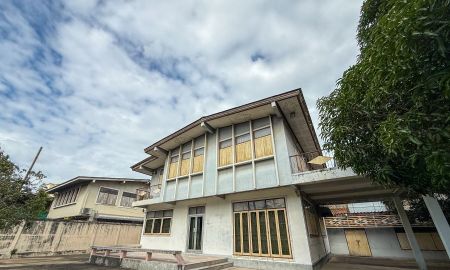 ให้เช่าอพาร์ทเม้นท์ / โรงแรม - ให้เช่าที่ดินพร้อมสิ่งปลูกสร้าง 658 ตรว ,ติดถนนสาธุประดิษฐ์ เหมาะแก่การพักอาศัย และร้านคาเฟ่ ,ร้านอาหาร