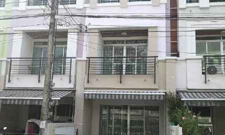 ให้เช่าทาวน์เฮาส์ - ให้เช่าทาวน์โฮม 3.5 ชั้น ย่านกรุงเทพกรีฑา โครงการบ้านกลางเมือง เดอะปารีส พระราม 9-กรุงเทพกรีฑา 7