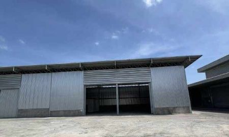 ให้เช่าโรงงาน / โกดัง - ให้เช่าโกดังโรงงานพร้อมออฟฟิศย่านนิคมอมตะนคร พื้นที่ใช้สอย 420 ตรม.