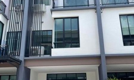 ให้เช่าทาวน์เฮาส์ - ให้เช่า ทาวน์โฮม 3 ชั้น พร้อมอยู่ เฟอร์ครบ บ้านใหม่ *สามารถเลี้ยงสัตว์ได้