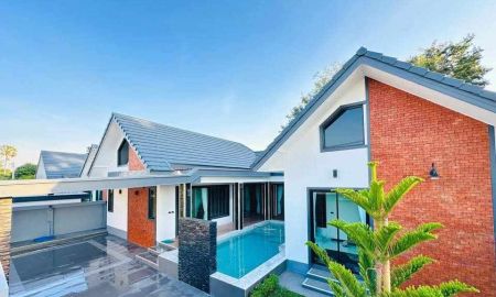 ขายบ้าน - ขายบ้านพูลวิลล่าหรู 3 ห้องนอน 4 ห้องน้ำ พิกัดโป่ง