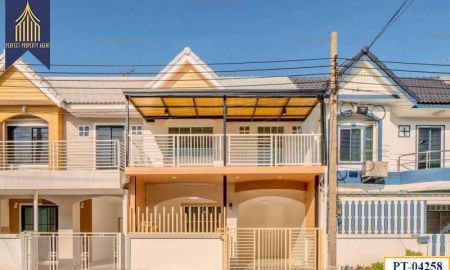 ขายทาวน์เฮาส์ - ขาย ทาวน์เฮ้าส์ สุชา บางบัวทอง ตกแต่งใหม่ มีเทอเรซ พร้อมอยู่ ฟรีโอน