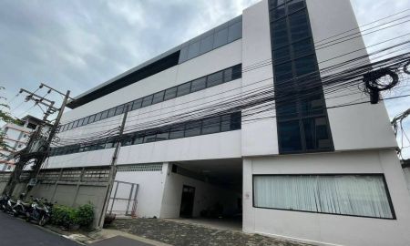 ให้เช่าอาคารพาณิชย์ / สำนักงาน - ให้เช่าพื้นที่ร้านค้า พื้นที่สำนักงาน โอลิมเปียไทยเซอร์วิส ใกล้ MRT รัชดาภิเษก ค่าเช่า 500 บาท*/ตร.ม./เดือน เริ่ม 13,250 บาท*/ตร.ม./เดือน