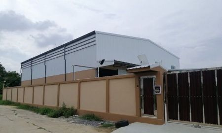 ให้เช่าโรงงาน / โกดัง - ให้เช่าโกดังออฟฟิศบ้านพักซอยลำโพ บางบัวทอง นนทบุรี เดินทางสะดวก ใกล้ถนนใหญ่ กำแพงรั้วรอบขอบชิด เป็นส่วนตัว