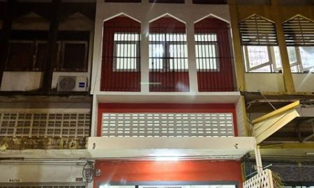 ให้เช่าอาคารพาณิชย์ / สำนักงาน - เดอะมอลล์ บางกะปิ นิด้า ซอยเสรีไทย 44-52 สวนสยาม MRTรามอินทรา กม.8 2.9กม. อาคาร 3.5 ชั้น 3 นอน 3 น้ำ 20 ตร.วา. 260 ตร.ม.