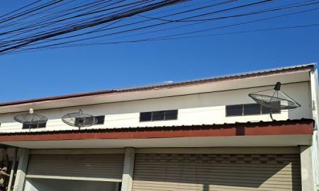 ขายอาคารพาณิชย์ / สำนักงาน - ขายอาคารพาณิชย์ 2 คูหา ใกล้ตลาดเขาตะพาบ อ.บ้านไร่ จ.อุทัยธานี