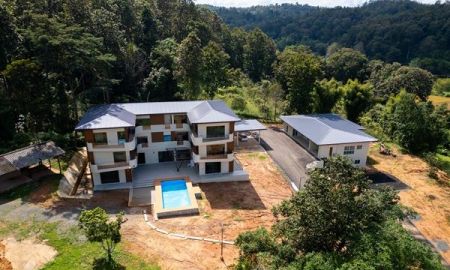 ขายที่ดิน - ขายที่ดิน พร้อมอาคาร วิวทะเลหมอก ทำเลศักยภาพ ดอยสะเก็ด เชียงใหม่ บนเนื้อที่ 5 ไร่กว่า