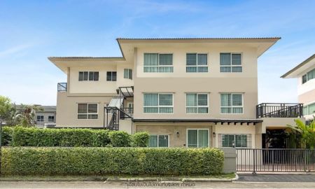 ขายบ้าน - ขายบ้านเดี่ยวมือสองนนทบุรี โครงการ คาซ่าพรีเมี่ยม ราชพฤกษ์-พระราม 5 (Casa Premium Ratchaphruek-Rama 5) หลังมุม 3 ชั้น ใกล้รถไฟฟ้าสถานีบางพลู