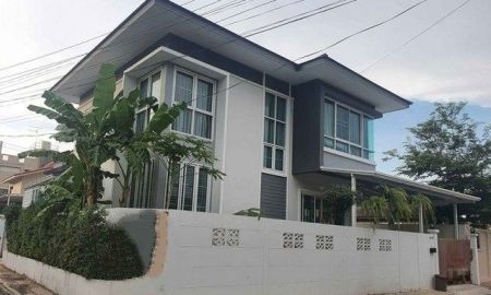 ให้เช่าบ้าน - ให้เช่าบ้านเดี่ยว 4 ห้องนอน 3 ห้องน้ำ 2 ห้องครัว เสรีไทย 26 เฟอรนิเจอรครบ โซฟา ทีวี ตู้ เตียง แอร์ ตู้เย็น โต๊ะทานข้าว