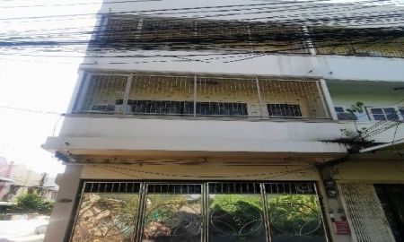 ขายอาคารพาณิชย์ / สำนักงาน - ขายอาคารพาณิชย์ 4 ชั้น เนื้อที่ 16.4 ตารางวา พื้นที่ใช้สอย 262.4 ตารางเมตร บางซื่อ กรุงเทพ