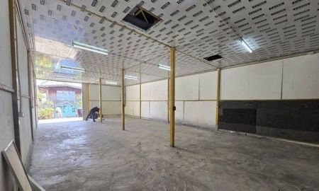 ให้เช่าโรงงาน / โกดัง - ให้เช่าโกดัง รามอินทรา 40 ขนาด 10 x 20 ม. 200 ตารางเมตร เหมาะสำหรับทำ อู่ซ่อมรถ ประดับยนต์