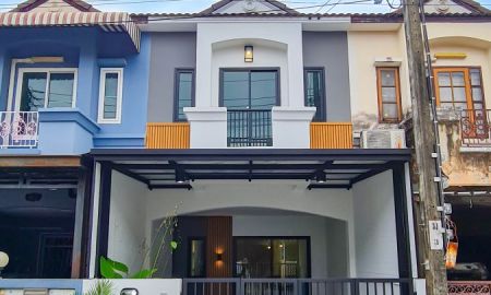 ขายบ้าน - ขาย ทาวน์เฮ้าส์ 2ชั้น ใกล้ทางด่วน มบ.เคซีรามอินทรา7 ถ.ไทยรามัญ หทัยราษฎร์ ใกล้ทางด่วนพิเศษฉลองรัช เดินทางง่าย สิ่งอำนวยความสะดวกครบ