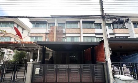 ให้เช่าทาวน์เฮาส์ - ให้เช่า] หมู่บ้าน ทาวน์ พลัส พระราม 9 / 3 ห้องนอน 3 ห้องน้ำ / 24 ตารางวา 180 ตารางเมตร **30,000**