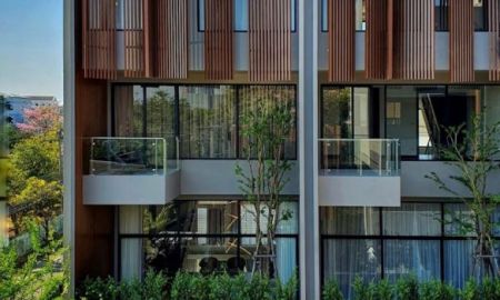 ขาย-ให้เช่าทาวน์เฮาส์ - ขาย / เช่า ทาวน์โฮม 4 ชั้น โครงการ เดอะ พาร์ค เลน สุขุมวิท 105