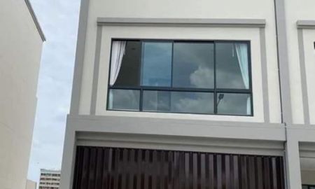 ขายบ้าน - ด่วนขายขาดทุน ทาวน์โฮม QPrime หลังมุม 3 ชั้น ใจกลางเมือง สุขุมวิท 77 ราคาดีที่สุด