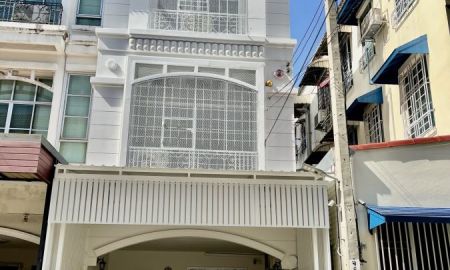 ขาย-ให้เช่าทาวน์เฮาส์ - ให้เช่าทาวน์โฮม3ชั้น รีโนเวทใหม่ บ้านกลางเมือง ลาดพร้าว-โชคชัย4