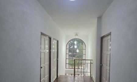 ให้เช่าบ้าน - ให้เช่าบ้านเดี่ยว 100 ตารางวา-4 ห้องนอน3 ห้องน้ำ -ห้องแม่บ้าน 1 ห้อง รามคำแหง 68 ใกล้เดอะมอลล์บางกะปิ