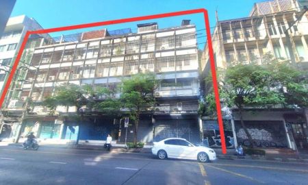 ขายอาคารพาณิชย์ / สำนักงาน - ขายอาคารพาณิชย์ 6 คูหาติดกัน สีลม บางรัก เนื้อที่ 121.10 ตร.ว. แขวงสุริยวงศ์ เขตบางรัก กรุงเทพมหานคร