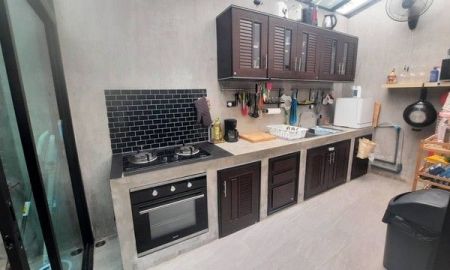 ให้เช่าทาวน์เฮาส์ - ให้เช่าทาวโฮม ใกล้ห้าง เทอมินอล 21 พระราม 3, เซ็นทรัลพระราม 3 และ ไอคอนสยาม ใกล้ BTS เซนต์หลุยส์ หมู่บ้านลานทอง สาทร 5 ชั้นรวมดาดฟ้า