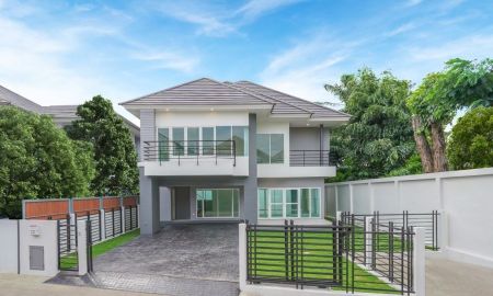 ขายบ้าน - บ้านรีโนเวทใหม่ โครงการ รัชชา5 บางใหญ่ (Ratcha 5 Bangyai) หลังมุม ใกล้เซ็นทรัลเวสต์เกต ทางด่วนศรีรัช และรถไฟฟ้าสายสีม่วงสถานีสามแยกบางใหญ่