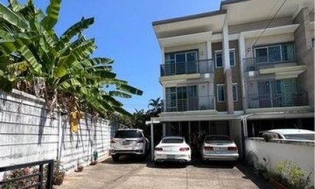 ให้เช่าทาวน์เฮาส์ - ให้เช่าทาวโฮม 3 ชั้นเดินทางออกพระราม 2 เพียง 1 กิโลเมตร ใกล้โรงเรียนรุ่งอรุณ หมู่บ้าน Town Avenue พุทธบูชา ซอย 9