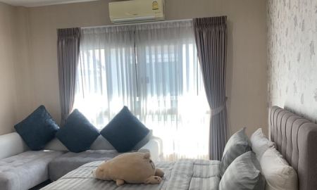 ขาย-ให้เช่าบ้าน - ขายและให้เช่าบ้านหลังมุม หมู่บ้านพัฒนาศิริ 56 ตร วา คลอง2 ลำลูกกา ติดถนนใหญ่ ใหม่และสวยจริงจัง แต่งสไตส์โรงแรม เฟอร์นิเจอร์ครบเข้าอยู่ได้เลย