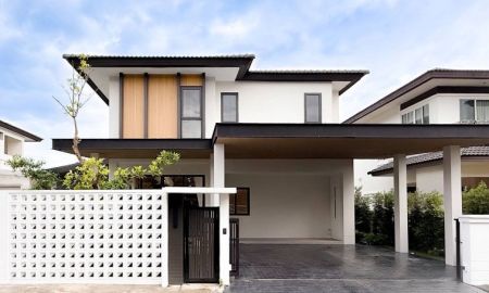 ให้เช่าบ้าน - พูลวิลล่า 2 ชั้น Modern Luxury ปรับปรุงใหม่ทั้งหลัง สันทราย เชียงใหม่