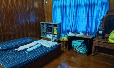 ขายบ้าน - ขายถูกมาก!! บ้าน 2 หลัง บนที่ดิน 1ไร่ ติดถนน อ.วิเศษชัยชาญ จ.อ่างทอง ด้านหลังติดแม่น้ำน้อย ใกล้ตัวเมืองอ่างทอง 20 กม.