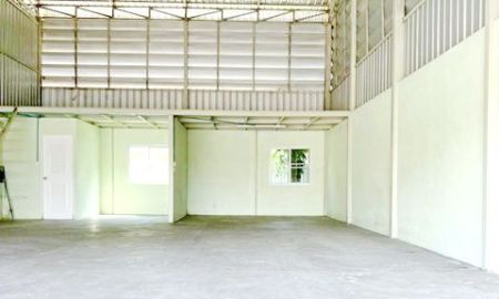 ให้เช่าโรงงาน / โกดัง - MRT หลักสอง 1.6 กม.ให้เช่าโกดัง หลังมุม บางแค เพชรเกษม 150ตร.ม. ริมถ.กาญจนาภิเษก รร.บางแค 1.3 กม. มีห้องน้ำส่วนตัว ที่จอดรถกว้างขวาง