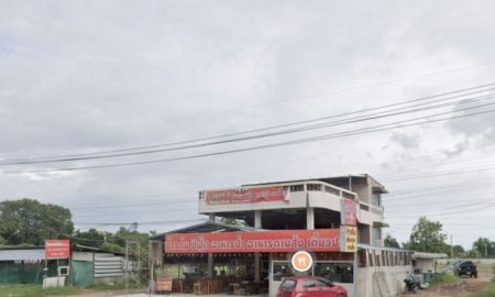 ขายอาคารพาณิชย์ / สำนักงาน - ขายด่วนบ้านหลังใหญ่อำเภอประทายจังหวัดนครราชสีมา ขนาด ที่ดิน104 ตรว. ทำลค้าขาย บ้าน3ชั้น