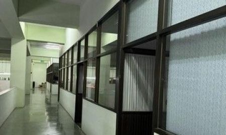 ให้เช่าโรงงาน / โกดัง - ให้เช่า โกดัง สำนักงาน 4.5 ชั้น 4,600 ตรม. (วัดเลา) เทรลเลอร์เข้าได้