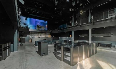 ให้เช่าอาคารพาณิชย์ / สำนักงาน - ปล่อยเช่า ผับ Nightclub / เซ้งอาคาร 3 ชั้น (2,100 ตรม.) ทำเลใจกลางเอกมัย สามารถดำเนินธุรกิจต่อได้ทันที