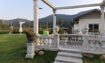 ขายที่ดิน - ขายที่ดิน วิวสวย ใกล้เขา พร้อมบ่อน้ำ(มีน้ำตลอดทั้งปี) แก่งกระจาน จังหวัดเพชรบุรี